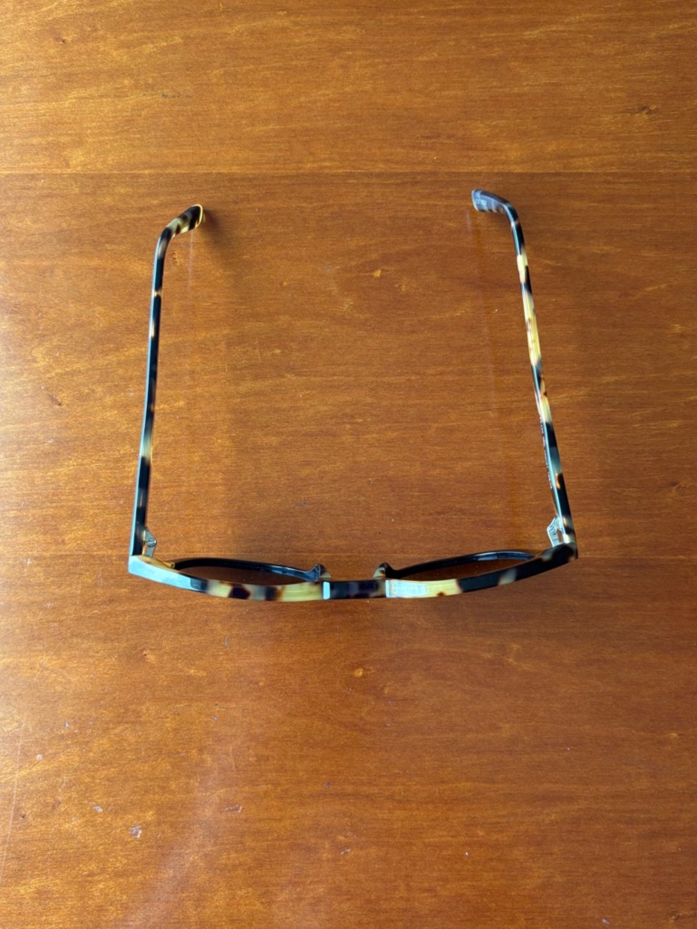 Tom Ford Tortoiseshell Frame Blue Lens Sunglasses - Picture 2 of 4
